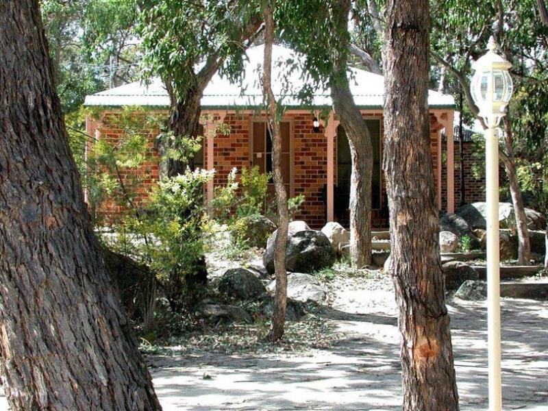 Honeysuckle Cottages Stanthorpe Exterior photo